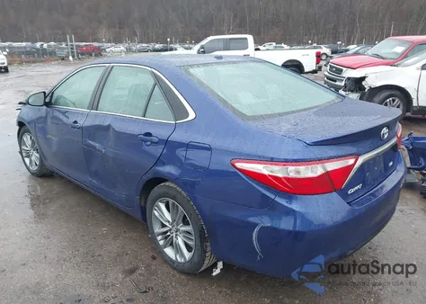 2015 Toyota Camry Se z USA, uszkodzony, nr VIN 4T1BF1FK5FU889185